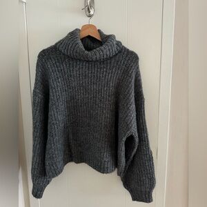 old navy | grey knit turtleneck sweater
